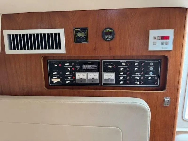 Slide: The Image of Pursuit 3000 Express 2002 - 32