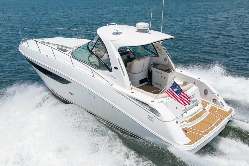 The Image of Sea Ray 370 Sundancer 2013 - 0