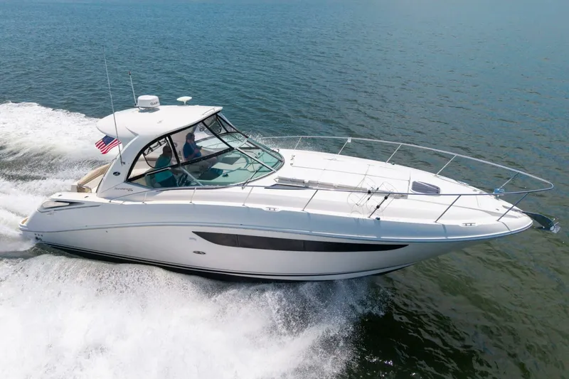 Slide: The Image of Sea Ray 370 Sundancer 2013 - 3