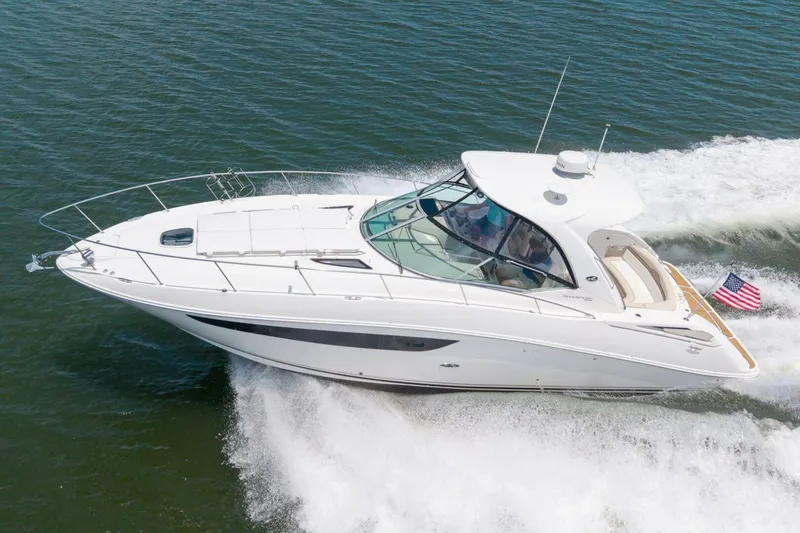 Slide: The Image of Sea Ray 370 Sundancer 2013 - 47