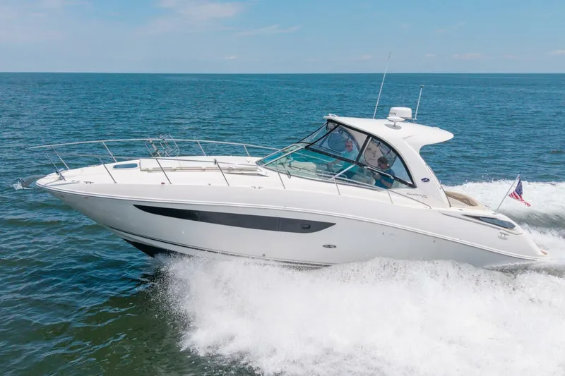 Slide: The Image of Sea Ray 370 Sundancer 2013 - 49