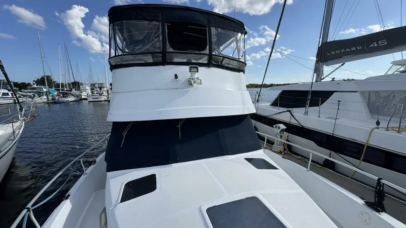 Slide: The Image of Mainship 350 Trawler 1999 - 43