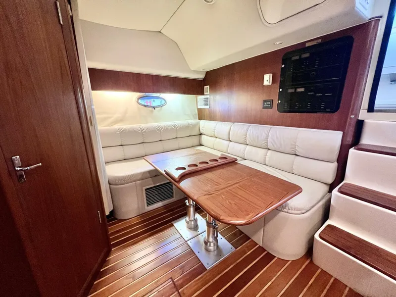 Slide: The Image of Tiara 3500 Express 1998 - 12