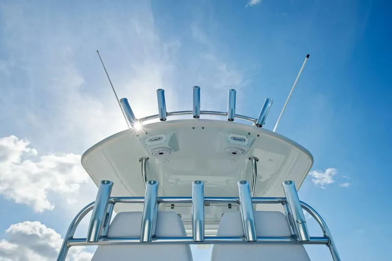 Slide: The Image of Regulator Marine 32 FS 2012 - 11