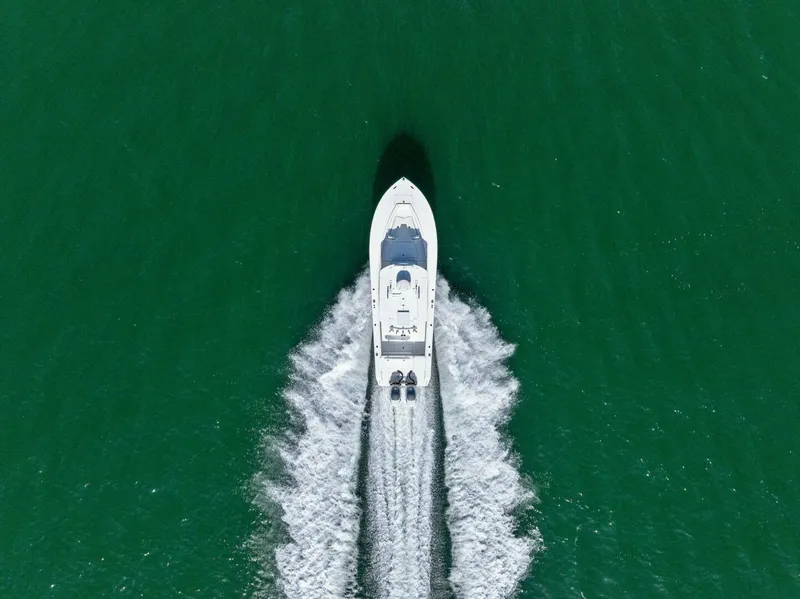 Slide: The Image of Regulator Marine 32 FS 2012 - 29