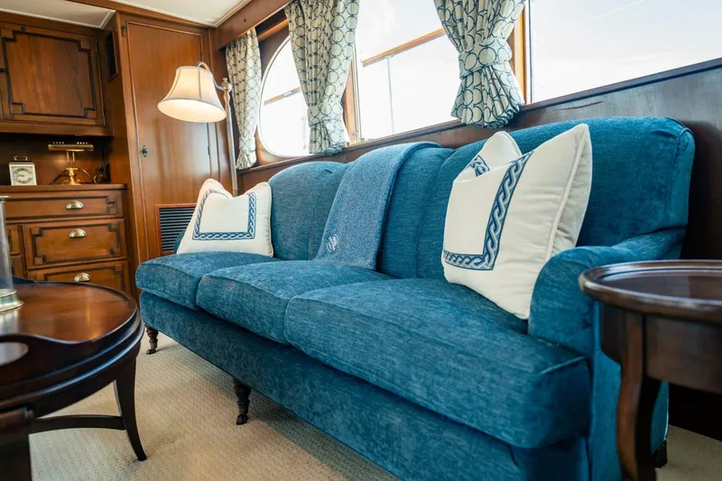 Slide: The Image of Burger 64 Motor Yacht 1964 - 11