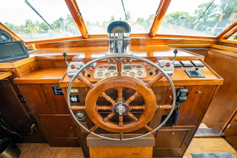Slide: The Image of Burger 64 Motor Yacht 1964 - 35