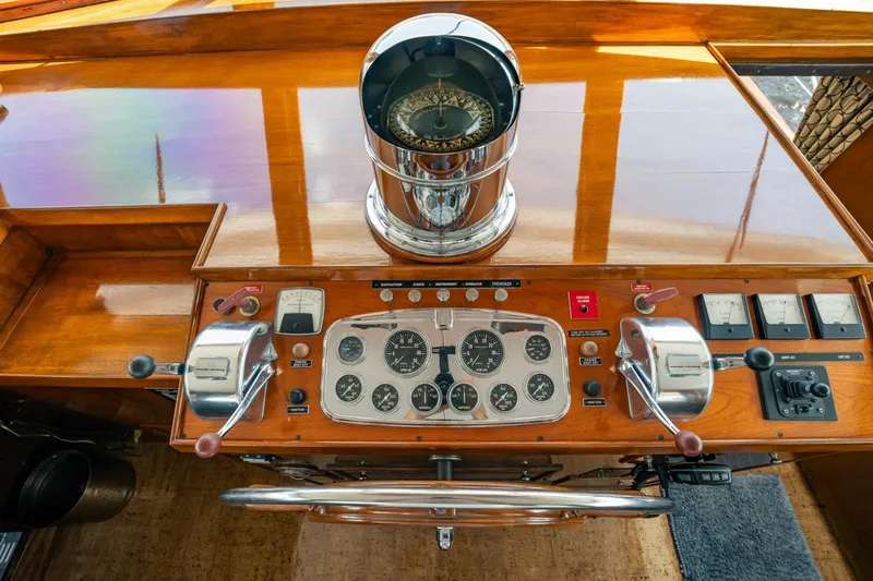 Slide: The Image of Burger 64 Motor Yacht 1964 - 36