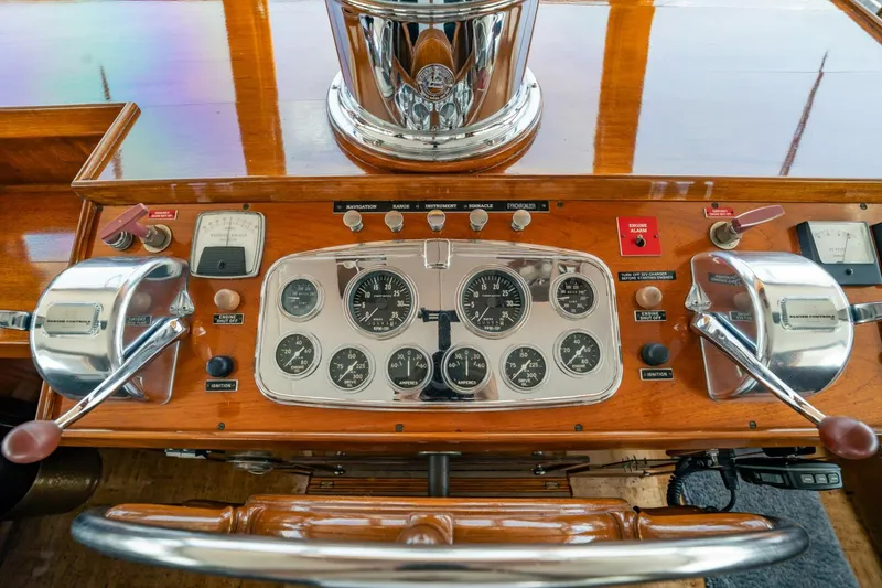 Slide: The Image of Burger 64 Motor Yacht 1964 - 37