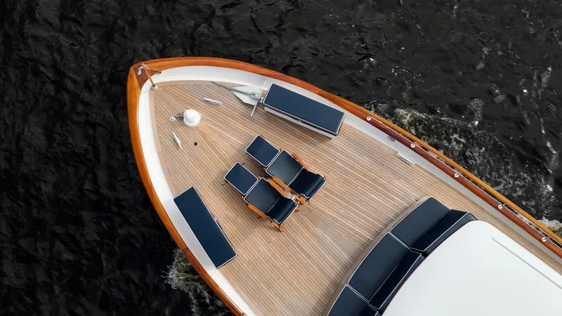 Slide: The Image of Burger 64 Motor Yacht 1964 - 68