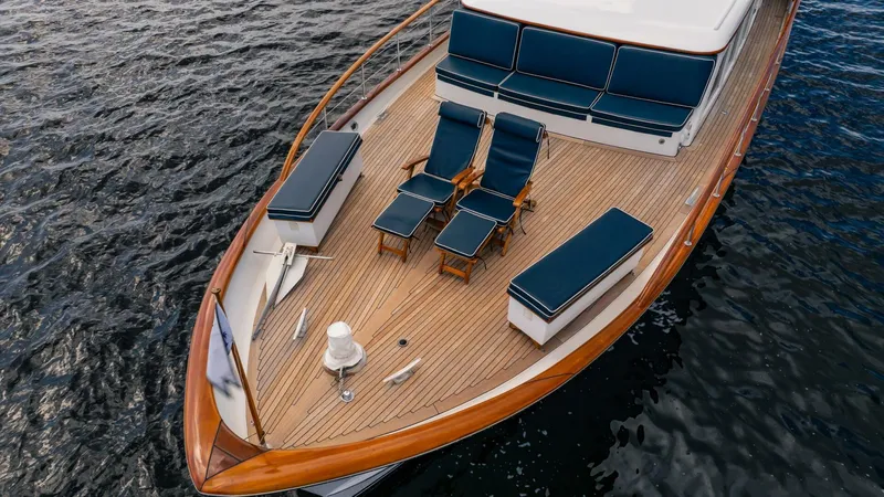 Slide: The Image of Burger 64 Motor Yacht 1964 - 69