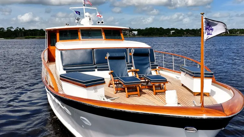 Slide: The Image of Burger 64 Motor Yacht 1964 - 70