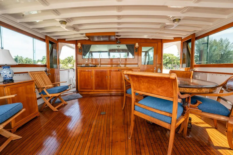 Slide: The Image of Burger 64 Motor Yacht 1964 - 74