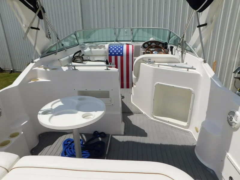 Slide: The Image of Rinker Fiesta Vee 270 2004 - 14