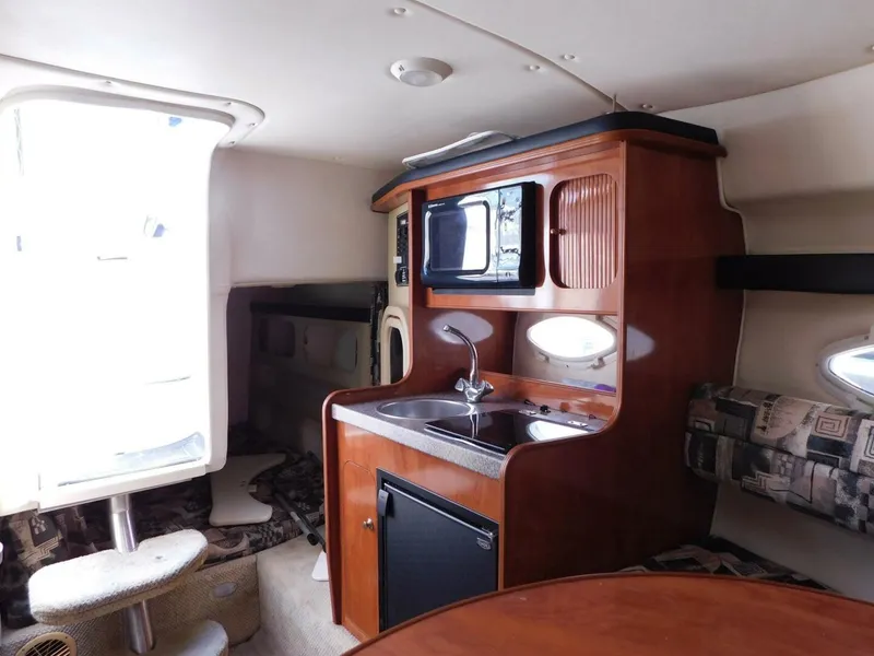 Slide: The Image of Rinker Fiesta Vee 270 2004 - 2