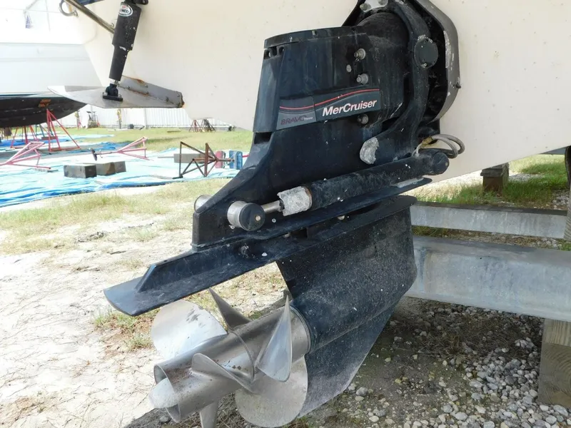 Slide: The Image of Rinker Fiesta Vee 270 2004 - 20