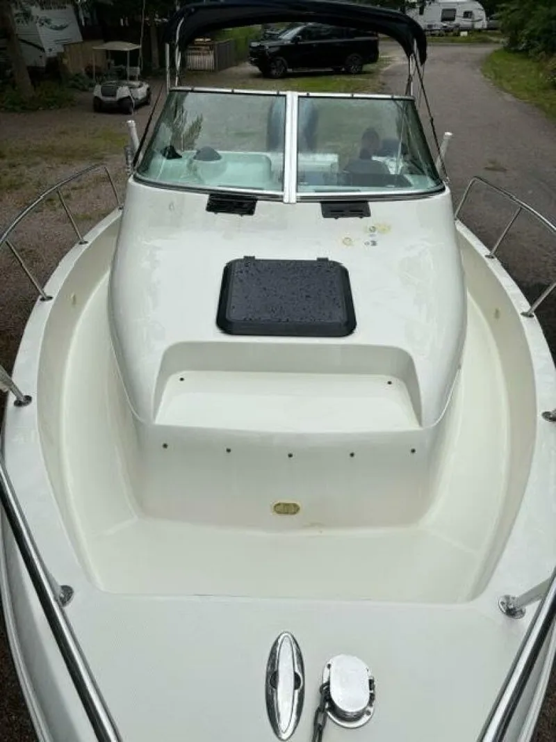 Slide: The Image of Caravelle Sea Hawk 230 WA 2006 - 7