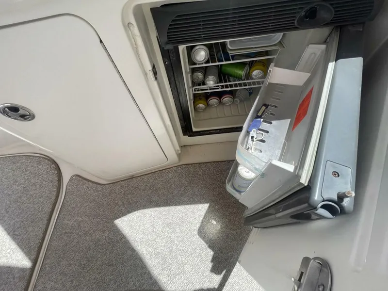 Slide: The Image of Sea Ray 360 Sundancer 2003 - 11