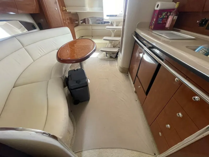 Slide: The Image of Sea Ray 360 Sundancer 2003 - 23