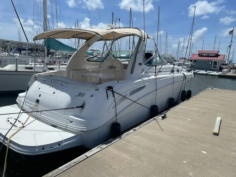 Slide: The Image of Sea Ray 360 Sundancer 2003 - 28