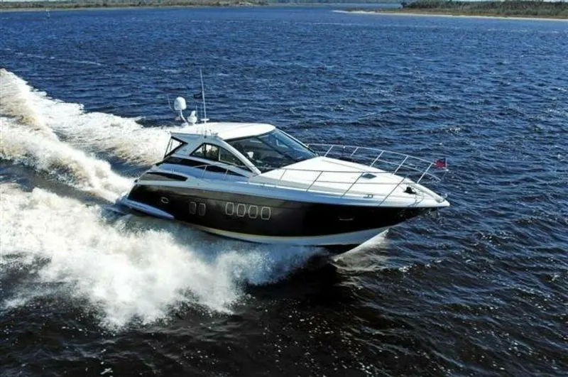 The Image of Regal 5260 Sport Coupe 2009 - 0