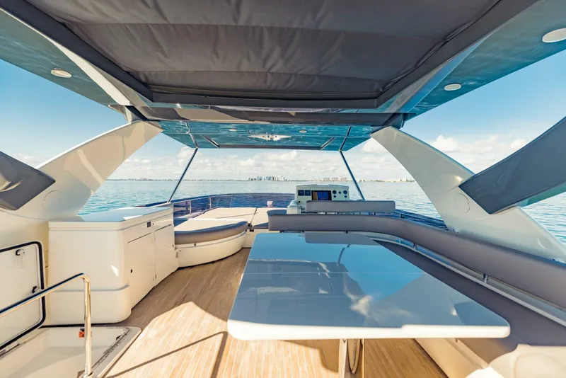 Slide: The Image of Ferretti 750 2017 - 31