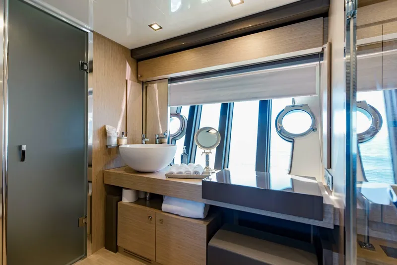 Slide: The Image of Ferretti 750 2017 - 77