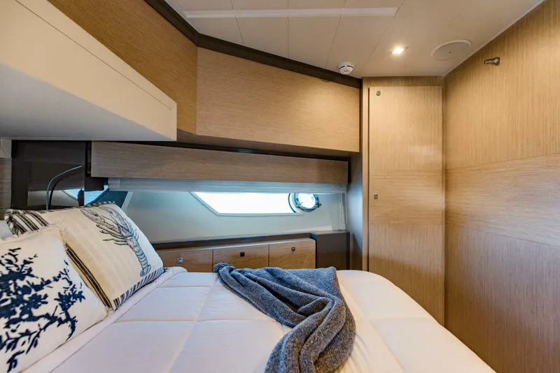 Slide: The Image of Ferretti 750 2017 - 82