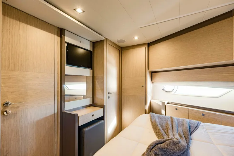 Slide: The Image of Ferretti 750 2017 - 83