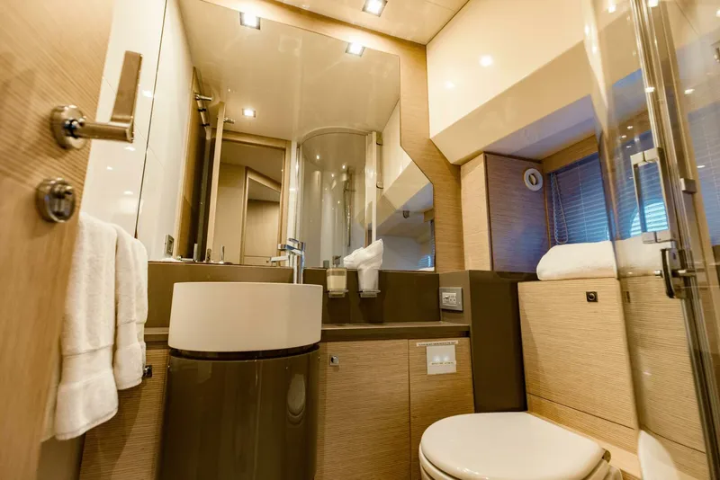 Slide: The Image of Ferretti 750 2017 - 90
