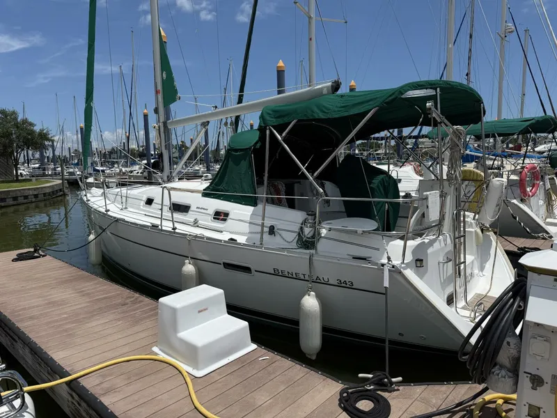 The Image of Beneteau Oceanis 343 2006 - 0