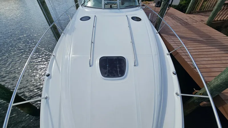 Slide: The Image of Sea Ray 2007 - 4