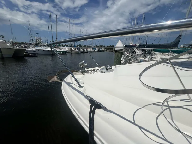Slide: The Image of Sea Ray 320 Sundancer 2003 - 10
