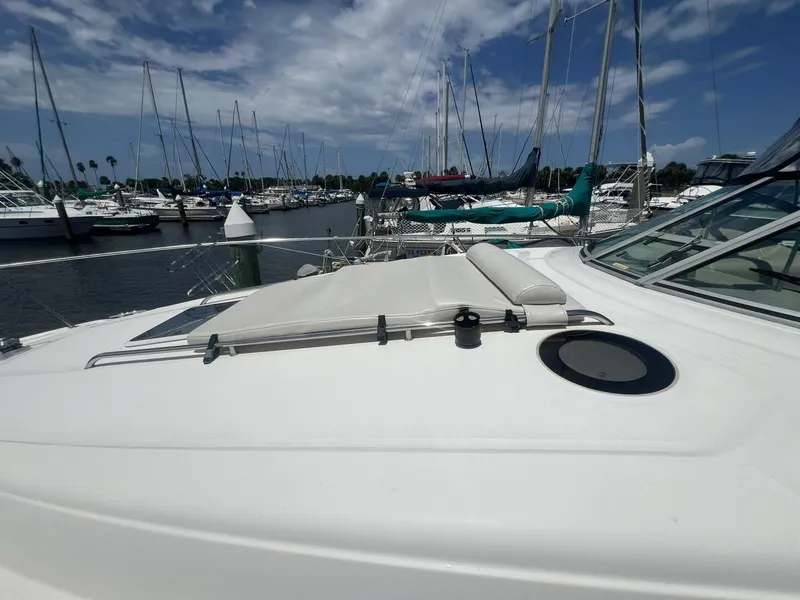 Slide: The Image of Sea Ray 320 Sundancer 2003 - 11
