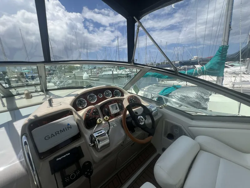 Slide: The Image of Sea Ray 320 Sundancer 2003 - 19