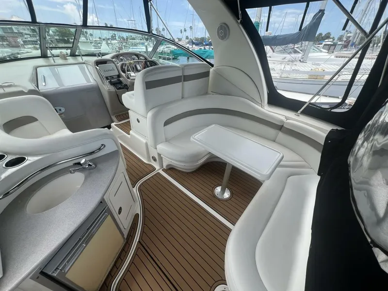 Slide: The Image of Sea Ray 320 Sundancer 2003 - 23