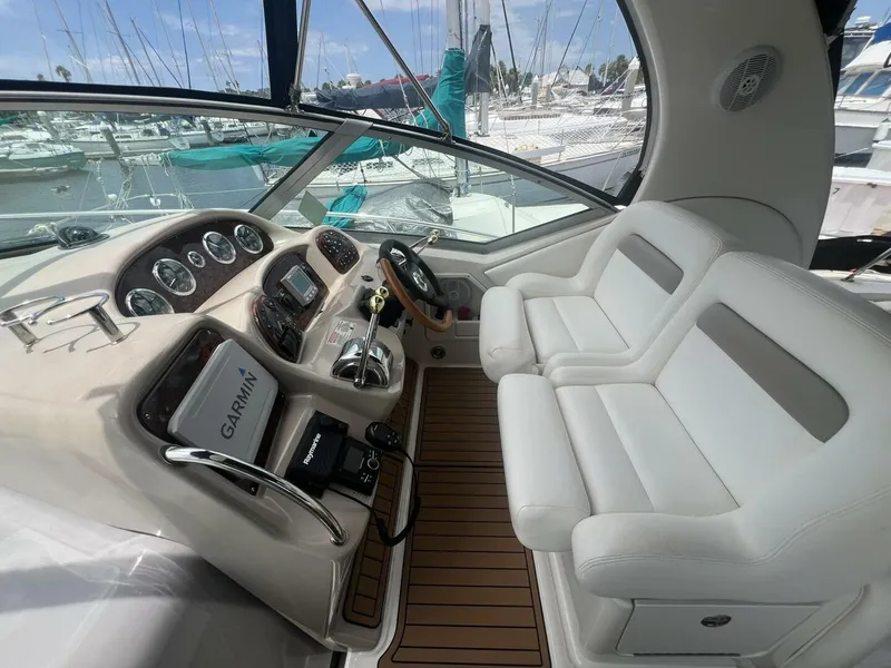 Slide: The Image of Sea Ray 320 Sundancer 2003 - 27