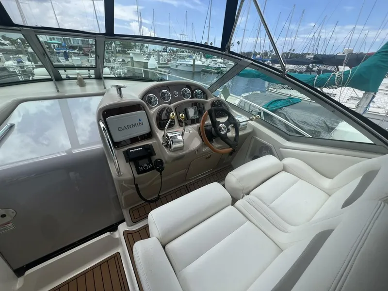Slide: The Image of Sea Ray 320 Sundancer 2003 - 28