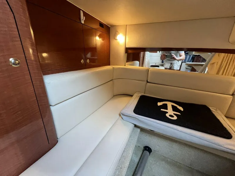 Slide: The Image of Sea Ray 320 Sundancer 2003 - 37