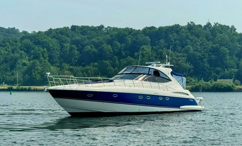 Slide: The Image of Cruisers 540 Express 2005 - 7