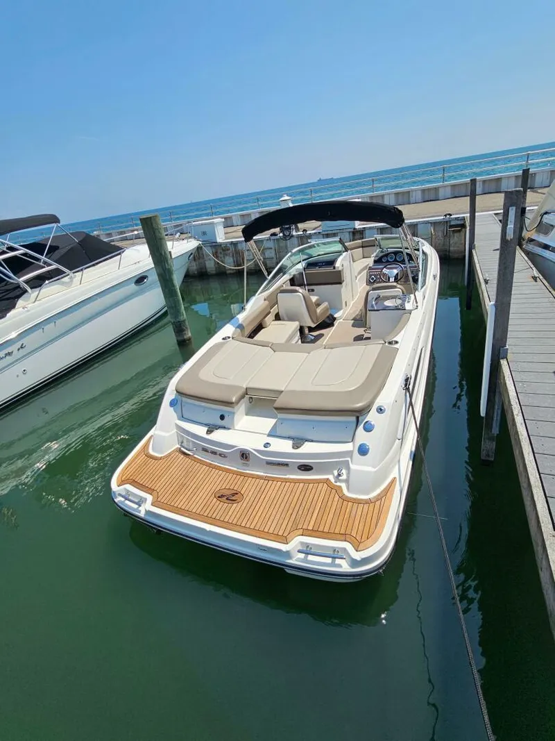 Slide: The Image of Sea Ray 250 SLX 2012 - 9