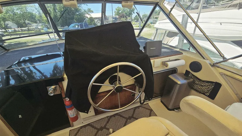 Slide: The Image of Chris-Craft 381 Catalina 1986 - 11