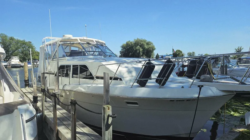 Slide: The Image of Chris-Craft 381 Catalina 1986 - 2