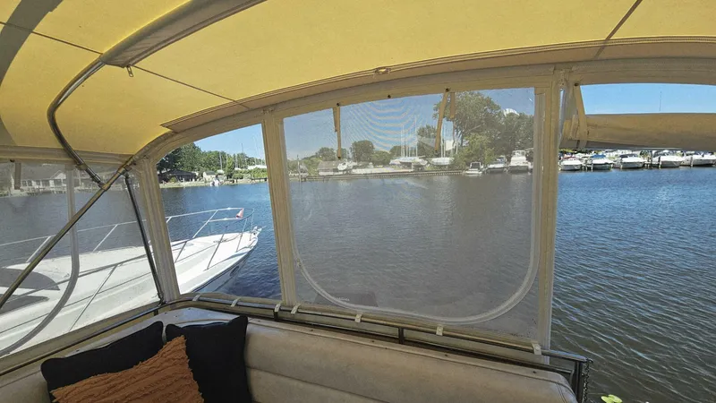 Slide: The Image of Chris-Craft 381 Catalina 1986 - 6
