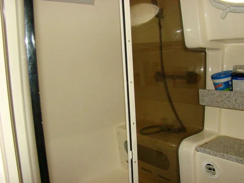 Slide: The Image of Rinker 342 Fiesta Vee 2002 - 19