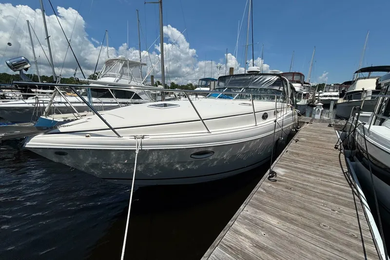 Slide: The Image of Rinker 342 Fiesta Vee 2002 - 2