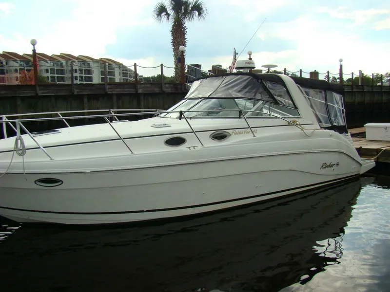 Slide: The Image of Rinker 342 Fiesta Vee 2002 - 3