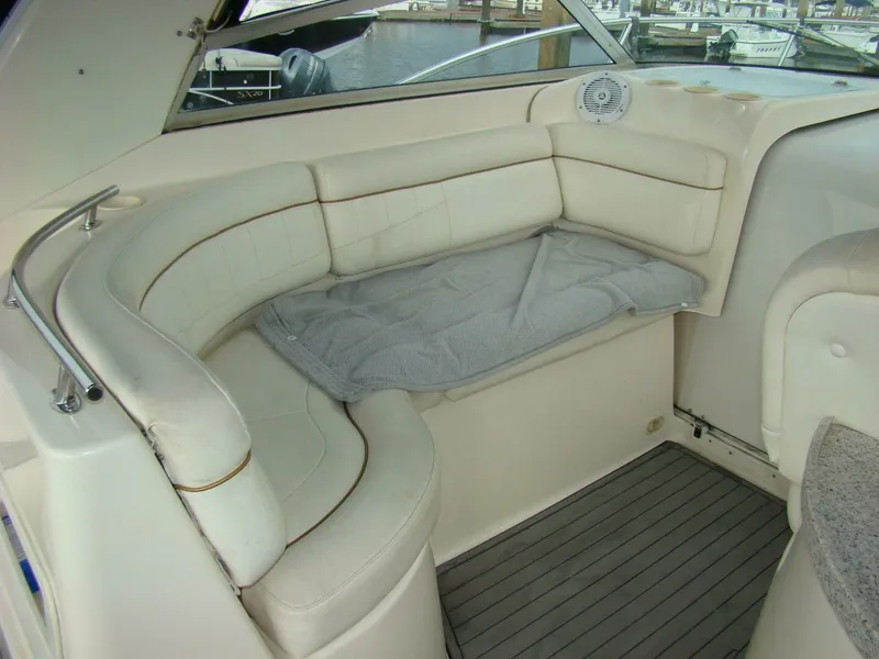Slide: The Image of Rinker 342 Fiesta Vee 2002 - 9