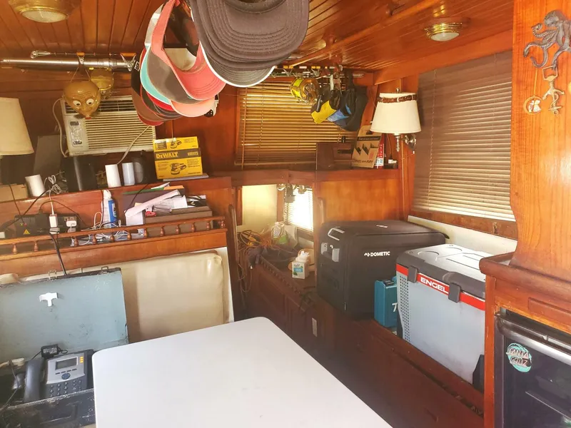 Slide: The Image of CHB Double Cabin 1980 - 18