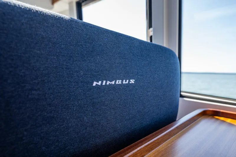 Slide: The Image of Nimbus 405 Coupe 2021 - 25
